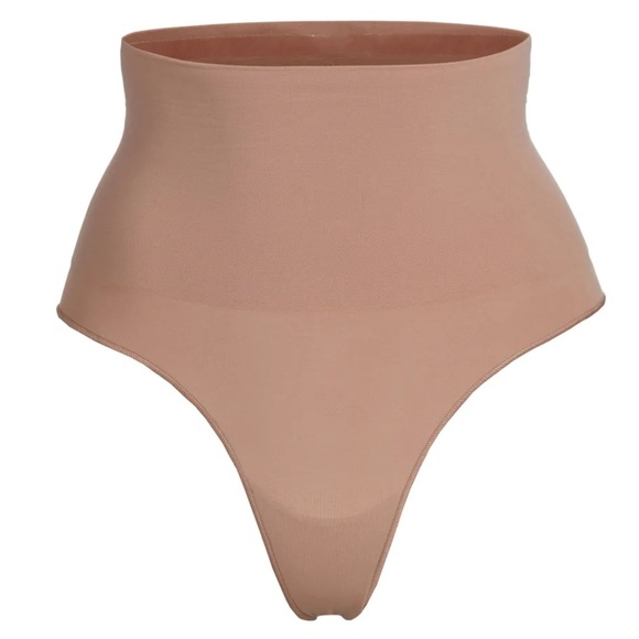 SKIMS Other - NEW SKIMS CORE THONG in Sienna size small